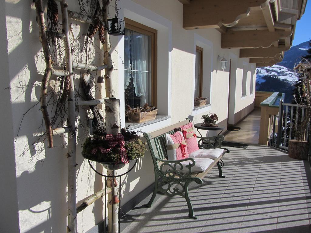 Neurauthof Hotel Zellberg Eksteriør billede