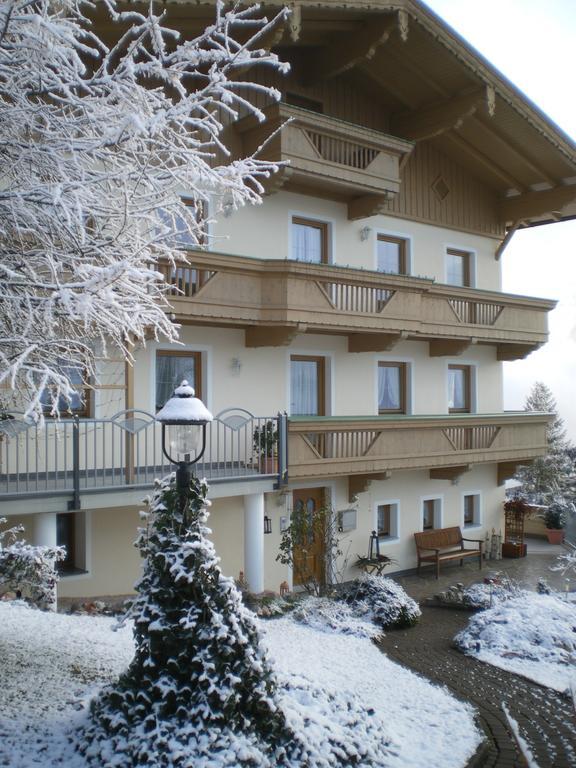 Neurauthof Hotel Zellberg Eksteriør billede